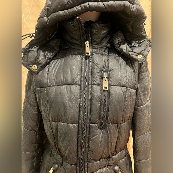 Michael Kors Puffer Coat - Picture 2 of 8